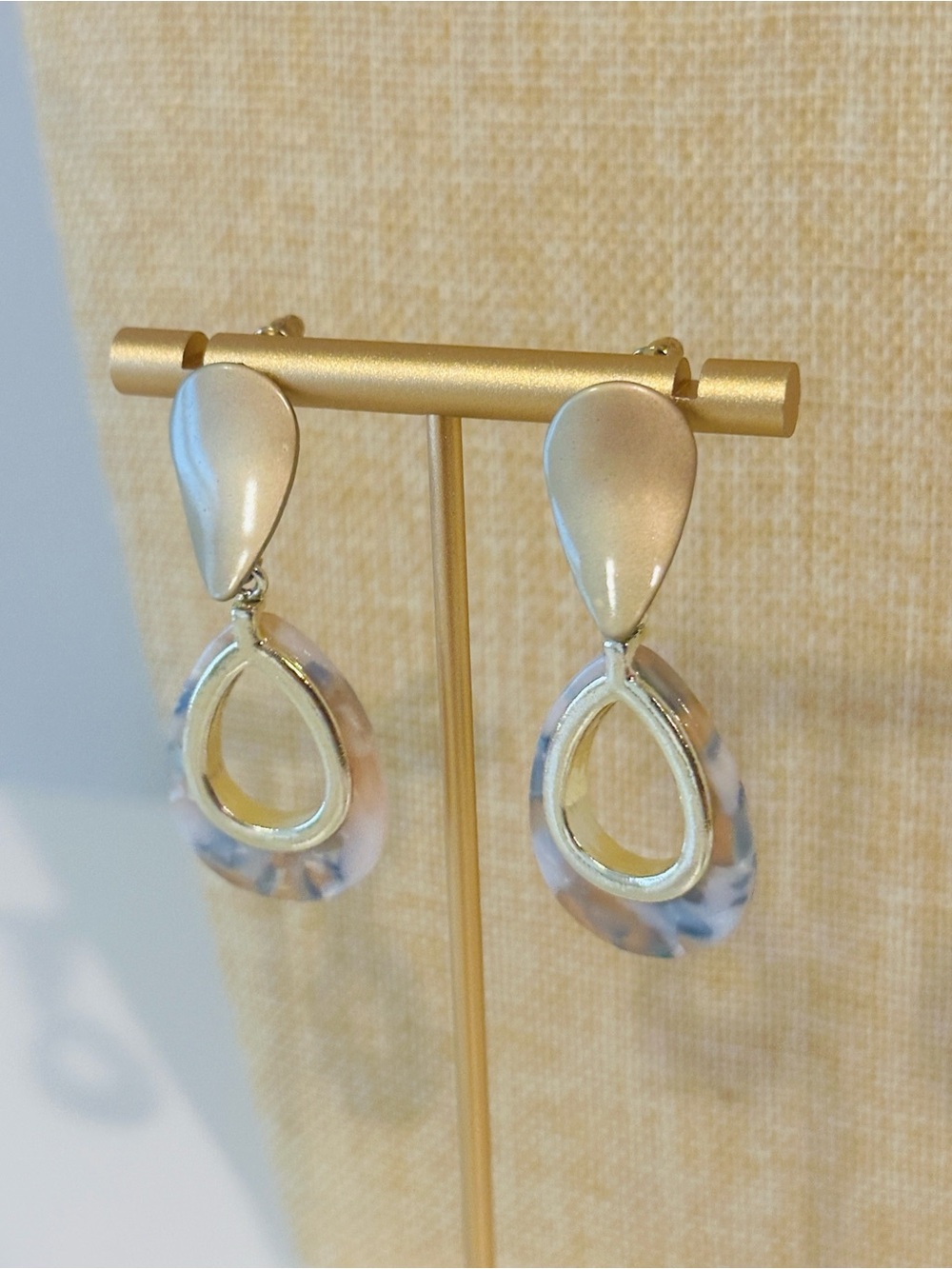 Fashion Jewelry Gold-Tone and Pearlized Teardrop Dangle Earrings